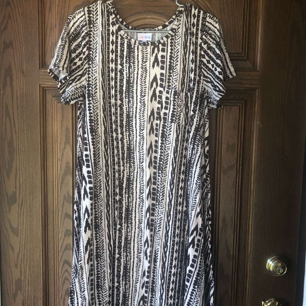 Lularoe Carly